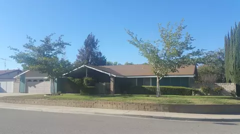 2061 Spice St, Lancaster, CA 93536 photo 1