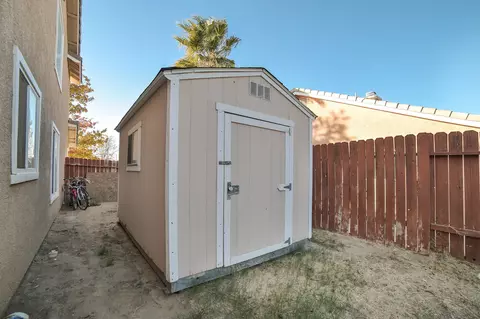 36718 Caldron St, Palmdale, CA 93552 photo 7