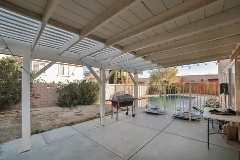 36718 Caldron St, Palmdale, CA 93552 photo 8