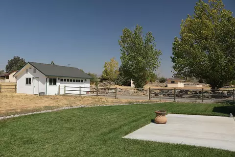 28341 Burlingame Ct, Tehachapi, CA 93561 photo 47