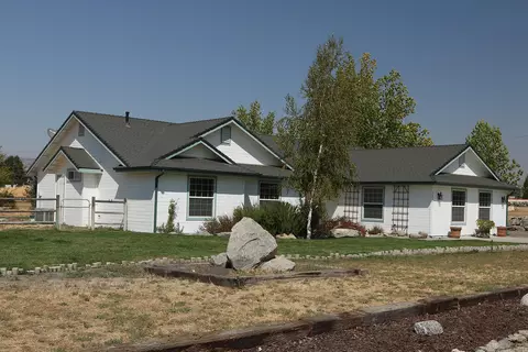 28341 Burlingame Ct, Tehachapi, CA 93561 photo 52