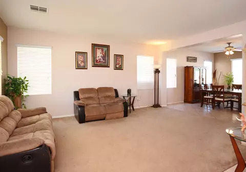 4751 Jade Ct, Lancaster, CA 93536 photo 5