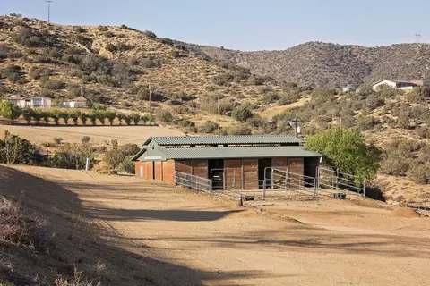 35419 Larchfork Rd, Acton, CA 93510 photo 6