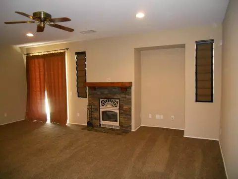 1402 Alder Ave, Tehachapi, CA 93561 photo 5