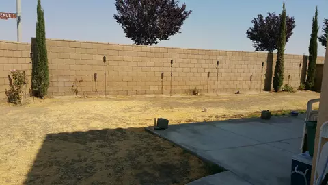 1807 Ivesbrook St E, Lancaster, CA 93535 photo 17