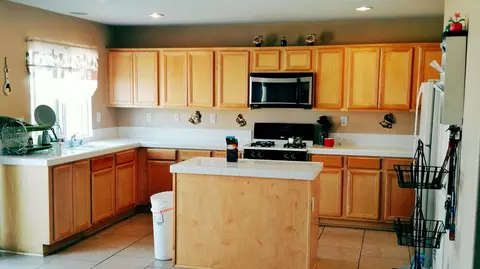 1807 Ivesbrook St E, Lancaster, CA 93535 photo 19