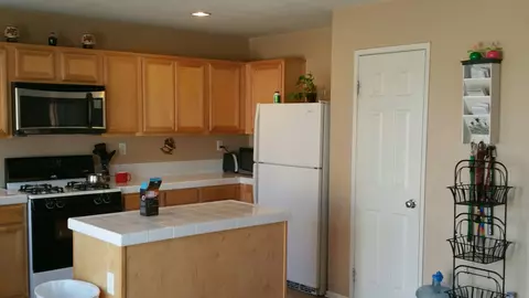 1807 Ivesbrook St E, Lancaster, CA 93535 photo 20