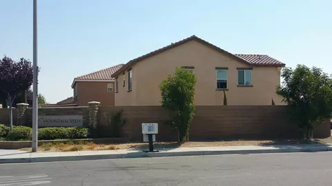 1807 Ivesbrook St E, Lancaster, CA 93535 photo 9