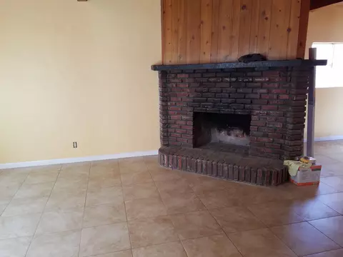 38619 3rd St E, Palmdale, CA 93550 photo 5