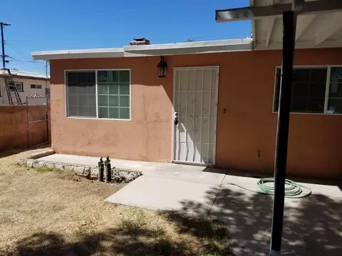 38619 3rd St E, Palmdale, CA 93550 photo 2