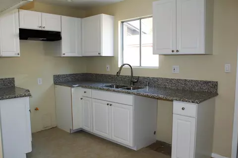 44738 6th St E, Lancaster, CA 93535 photo 8