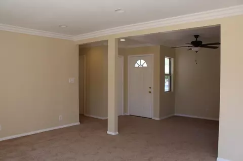 44738 6th St E, Lancaster, CA 93535 photo 3