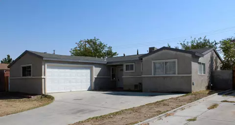 44738 6th St E, Lancaster, CA 93535 photo 1