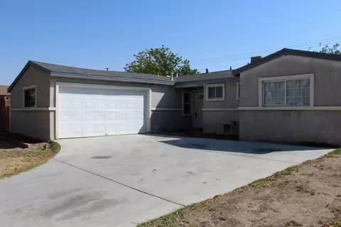 44738 6th St E, Lancaster, CA 93535 photo 2