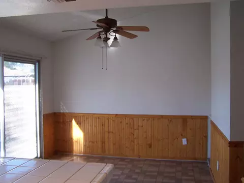 714 Trixis Ave, Lancaster, CA 93534 photo 3