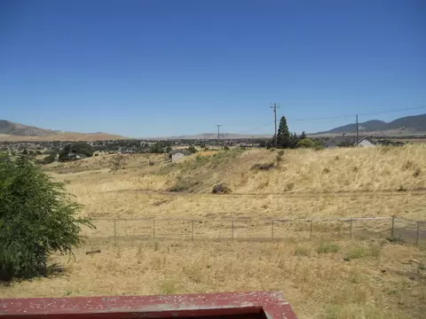 22712 Mariposa Rd, Tehachapi, CA 93561 photo 10