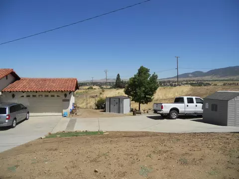 22712 Mariposa Rd, Tehachapi, CA 93561 photo 12