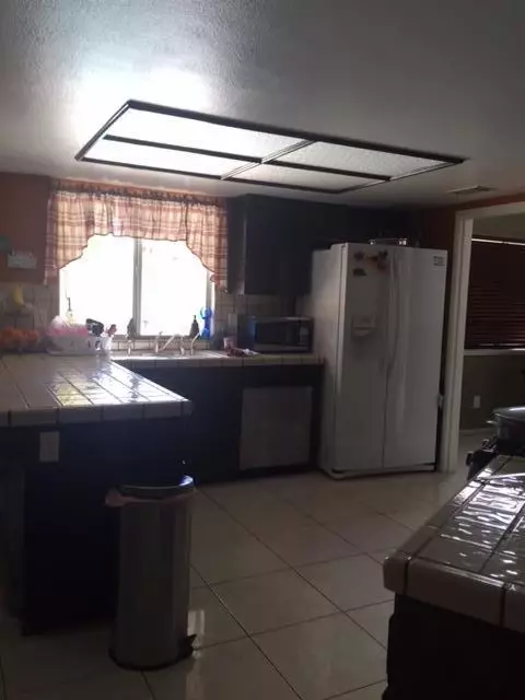 1630 E Norberry St E, Lancaster, CA 93535 photo 21