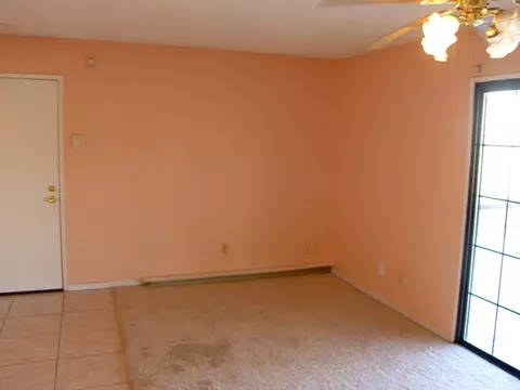 37706 Smoke Tree St, Palmdale, CA 93552 photo 6