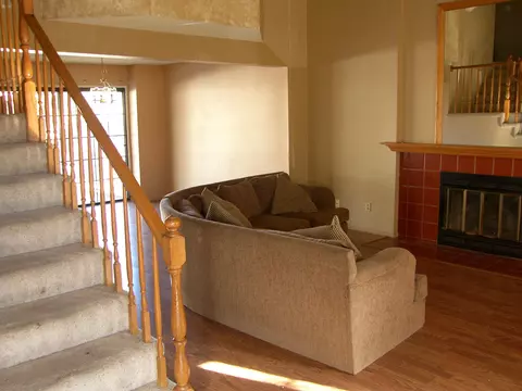 37706 Smoke Tree St, Palmdale, CA 93552 photo 9