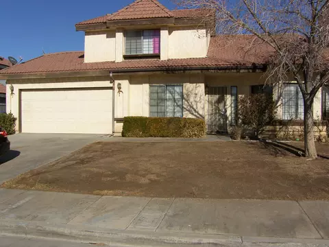 37706 Smoke Tree St, Palmdale, CA 93552 photo 1