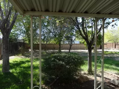 45327 18th St E, Lancaster, CA 93535 photo 8