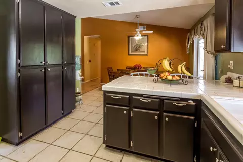 43840 Delgado Ct, Lancaster, CA 93535 photo 9