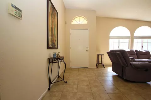 1521 Camran Ave, Lancaster, CA 93535 photo 4