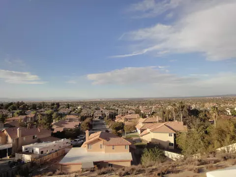 36458 Blacksmith Dr, Palmdale, CA 93550 photo 8