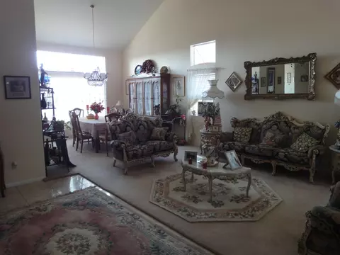 36458 Blacksmith Dr, Palmdale, CA 93550 photo 9
