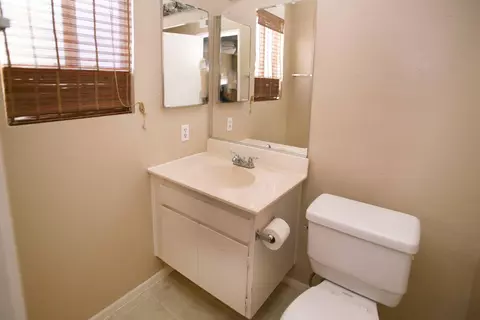 16619 Newmont Ave, Lancaster, CA 93535 photo 12