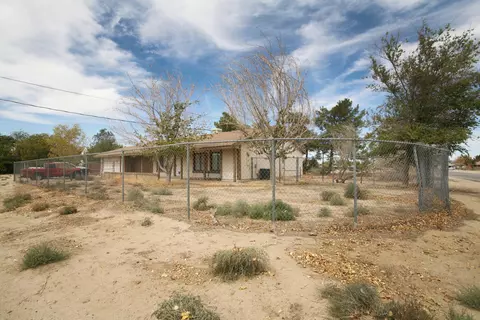 16619 Newmont Ave, Lancaster, CA 93535 photo 19