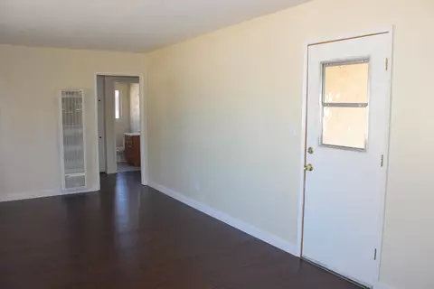 38538 Pond Ave, Palmdale, CA 93550 photo 3