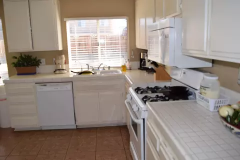 1038 Kettering St E, Lancaster, CA 93535 photo 19