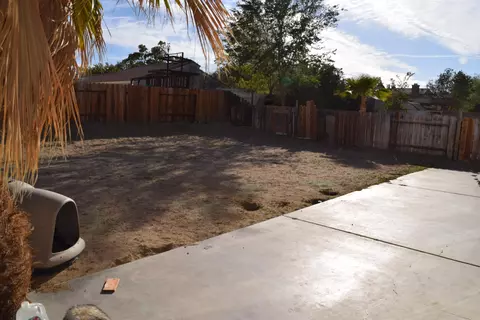 1038 Kettering St E, Lancaster, CA 93535 photo 36