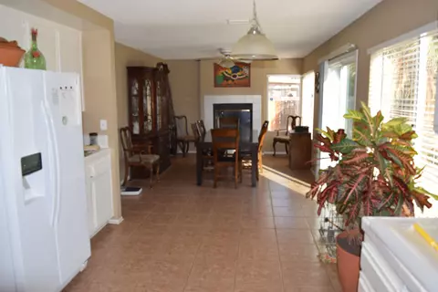 1038 Kettering St E, Lancaster, CA 93535 photo 11