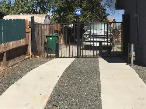 669 Kettering St E, Lancaster, CA 93535 photo 9