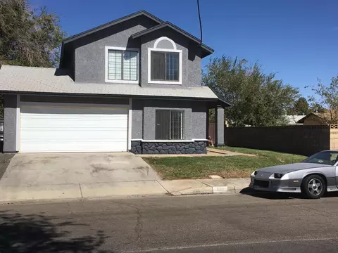 669 Kettering St E, Lancaster, CA 93535 photo 1