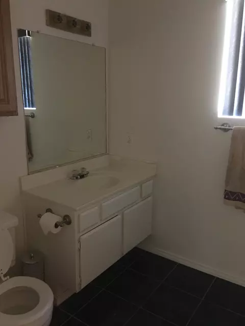669 Kettering St E, Lancaster, CA 93535 photo 27