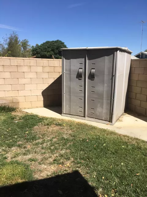 669 Kettering St E, Lancaster, CA 93535 photo 37