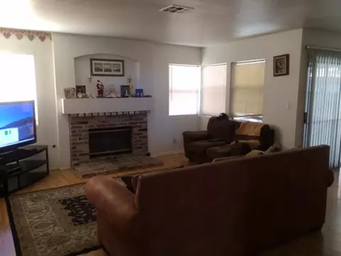 43641 Yaffa St, Lancaster, CA 93535 photo 5