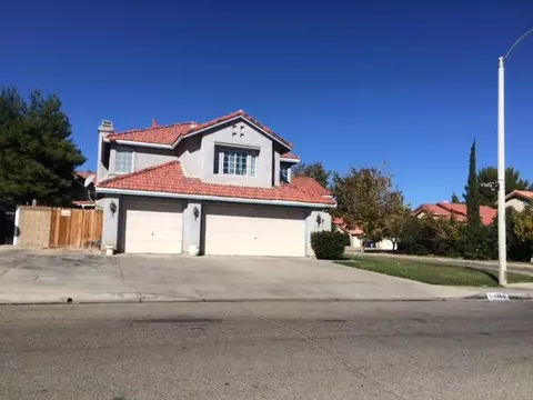43641 Yaffa St, Lancaster, CA 93535 photo 2