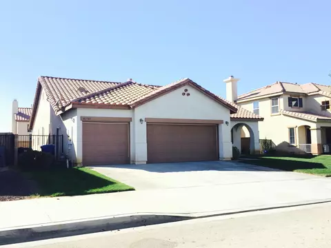 43361 Hampton St, Lancaster, CA 93536 photo 2
