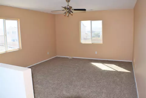 3048 Emerald Ln E, Lancaster, CA 93535 photo 12