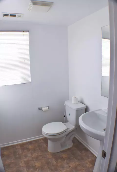 3048 Emerald Ln E, Lancaster, CA 93535 photo 6