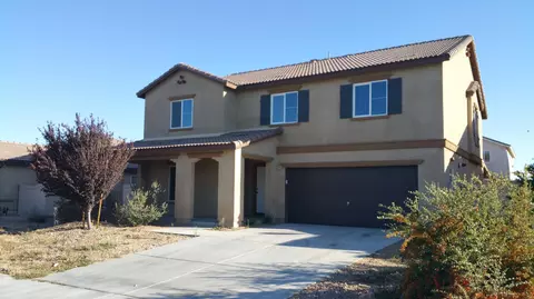 3048 Emerald Ln E, Lancaster, CA 93535 photo 2