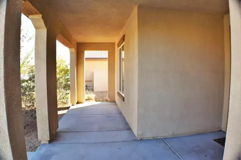 3048 Emerald Ln E, Lancaster, CA 93535 photo 3