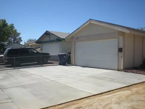 42909 36th St W, Lancaster, CA 93536 photo 3