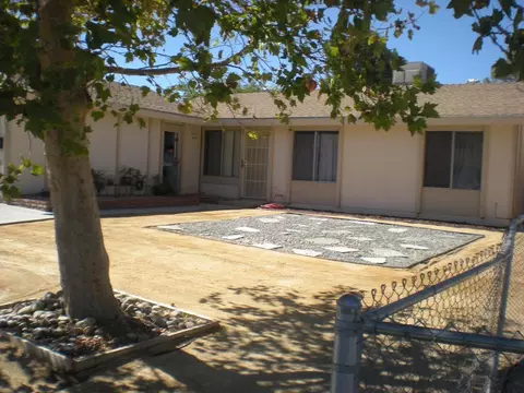 42909 36th St W, Lancaster, CA 93536 photo 2