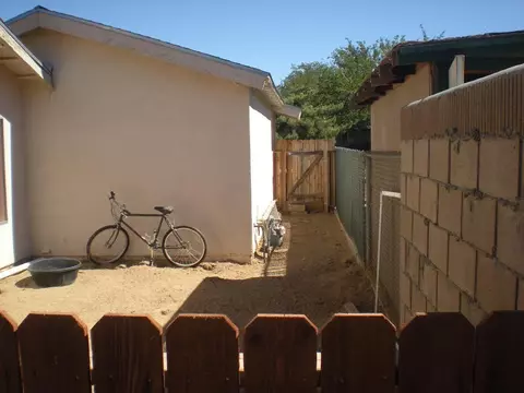 42909 36th St W, Lancaster, CA 93536 photo 16